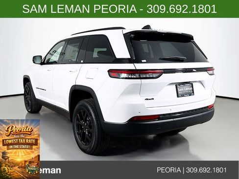 New 2025 Jeep Grand Cherokee Altitude image 5