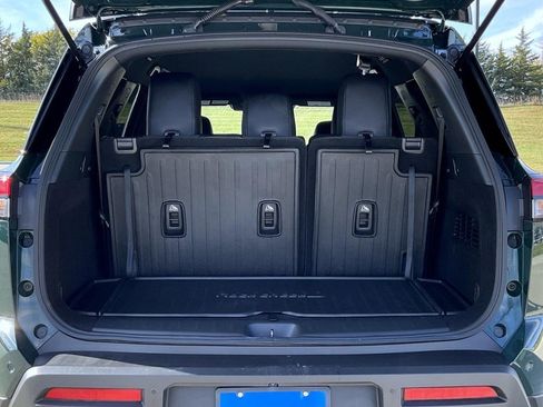 Used 2024 Nissan Pathfinder Rock Creek image 24