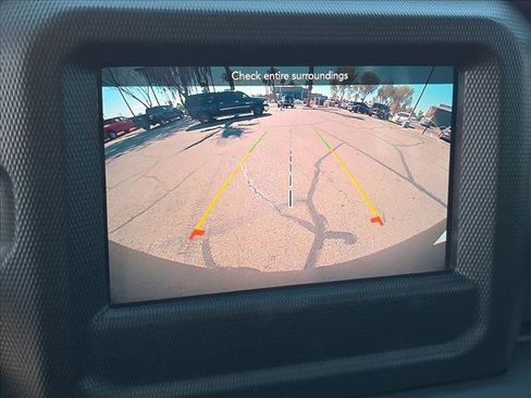 Used 2020 Jeep Wrangler Unlimited Sahara AWD/4WD image 13