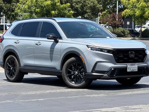 Used 2025 Honda CR-V Sport-L image 2
