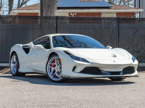Used 2021 Ferrari F8 Tributo RWD image 2