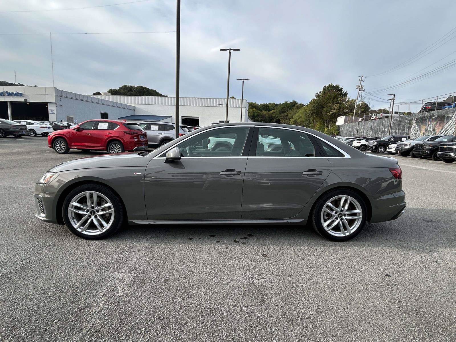 Used 2024 Audi A4 2.0T Premium Plus AWD/4WD image 4