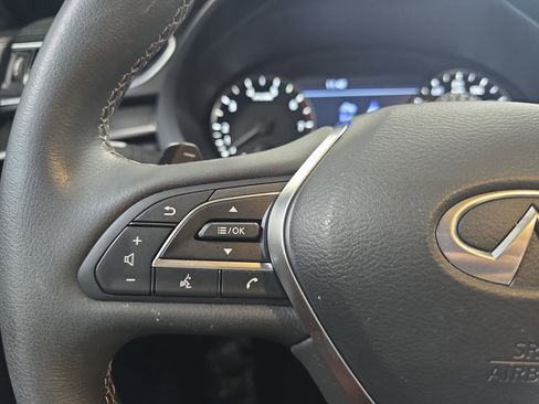 Certified 2025 INFINITI QX55 Essential AWD/4WD image 17