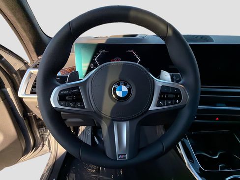 New 2026 BMW X7 xDrive40i w/ M Sport Package image 41