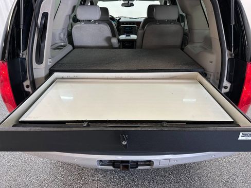 Used 2008 GMC Yukon SLT w/ SLT Preferred Equipment Group image 23