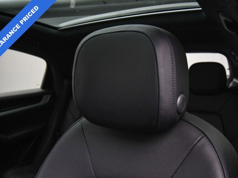 Used 2024 Porsche Cayenne Coupe image 51