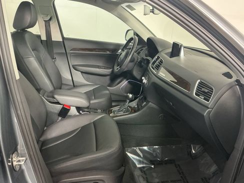 Used 2016 Audi Q3 2.0T Prestige AWD/4WD image 20