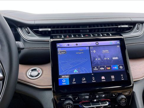 New 2025 Jeep Grand Cherokee L Summit image 7