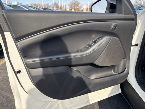 Used 2025 Ford Mustang Mach-E Select w/ Comfort Package Lite image 25