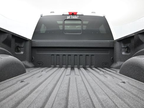 Used 2021 Ford F250 Lariat w/ Tremor Off-Road Package AWD/4WD image 7