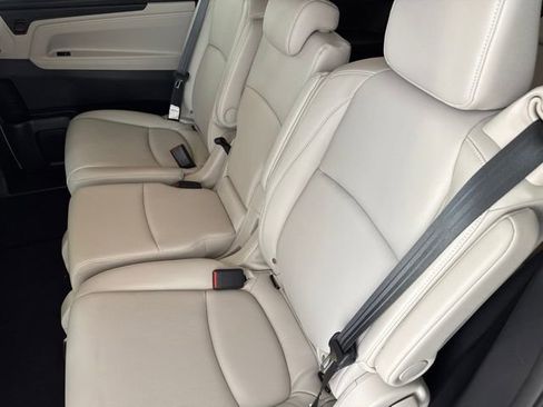 Certified 2026 Honda Odyssey EX-L image 30
