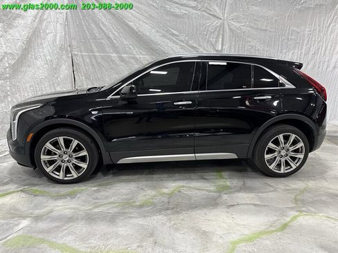 Used 2019 Cadillac XT4 Premium Luxury w/ Cold Weather Package image 13