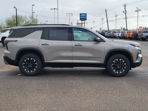 New 2026 Chevrolet Traverse Z71 image 6