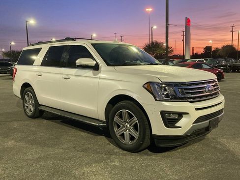 Used 2019 Ford Expedition Max XLT w/ Equipment Group 202A image 3