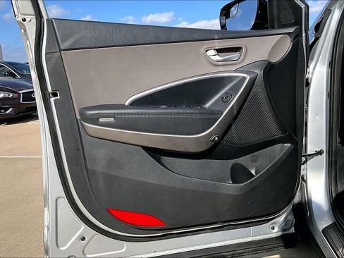 Used 2016 Hyundai Santa Fe Sport image 22