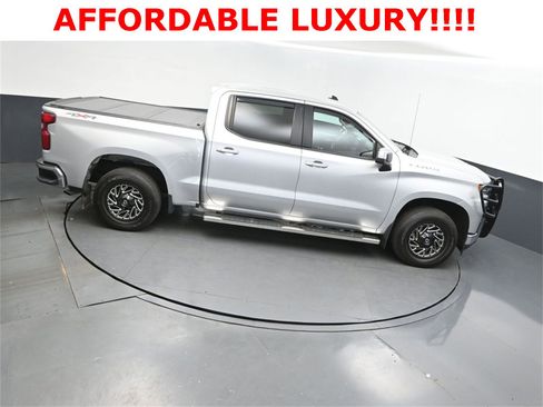 Used 2020 Chevrolet Silverado 1500 LT w/ All-Star Edition image 39
