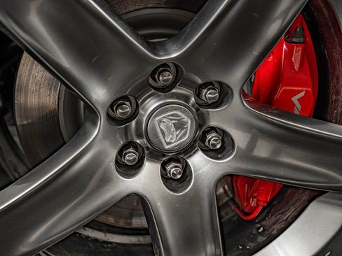 Used 2006 Dodge Viper SRT-10 image 11