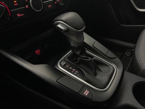 Used 2022 Kia Soul LX FWD image 26