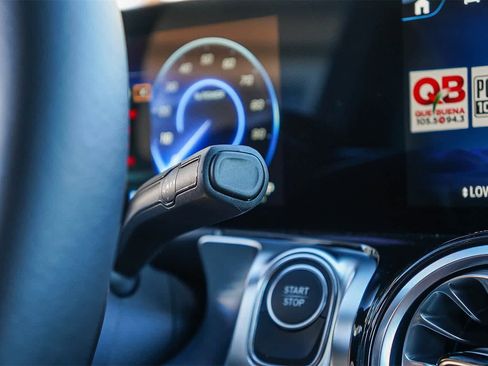 New 2025 Mercedes-Benz EQB 300 4MATIC image 24