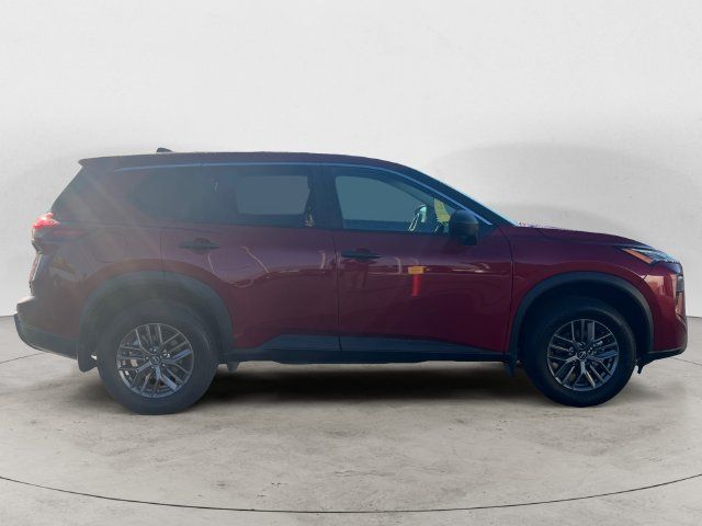 Certified 2025 Nissan Rogue S AWD/4WD image 4
