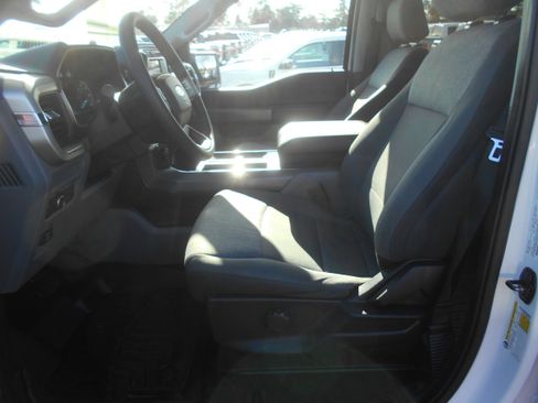 Used 2021 Ford F150 Cloth image 5