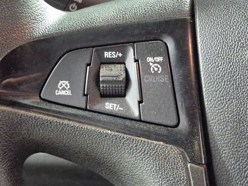 Used 2013 Chevrolet Equinox LS FWD image 12