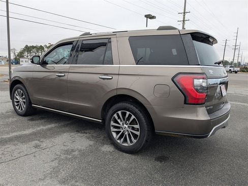 Used 2018 Ford Expedition Limited w/ Driver Assistance Package image 6