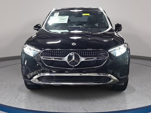 Used 2026 Mercedes-Benz GLC 300 4MATIC image 2