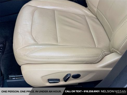 Used 2017 Ford Explorer XLT w/ Equipment Group 202A image 19