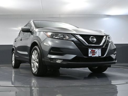 Used 2021 Nissan Rogue Sport SV image 51