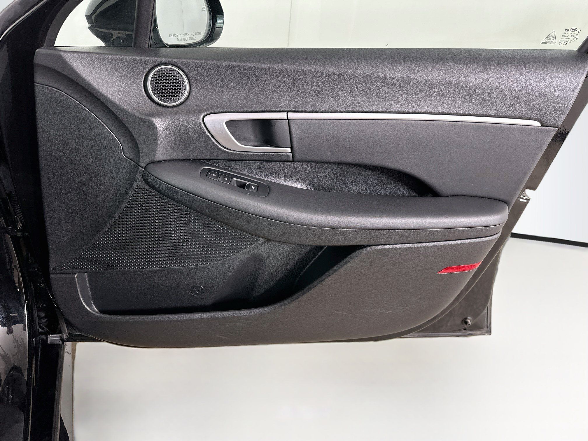 Used 2025 Hyundai Sonata SEL FWD image 30