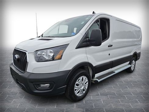 Used 2024 Ford Transit 250 Low Roof w/ Exterior Upgrade Package image 3