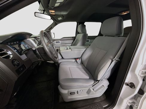 Used 2011 Ford F150 XLT w/ XLT Chrome Pkg image 14