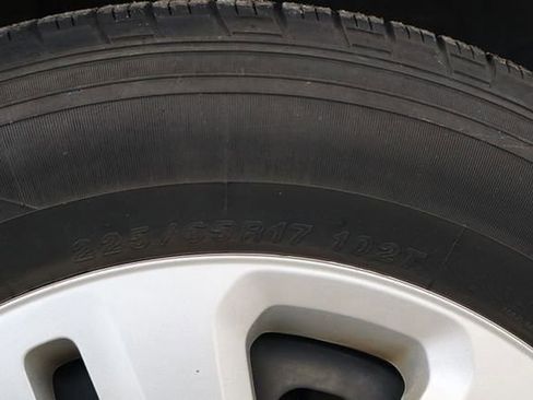 Used 2019 Dodge Grand Caravan SE image 44