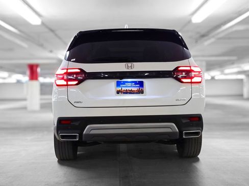 Certified 2023 Honda Pilot Elite image 8