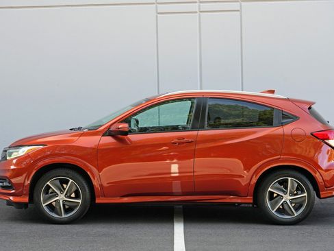 Used 2019 Honda HR-V Touring image 45