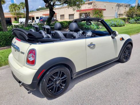 Used 2013 MINI Cooper Convertible image 14