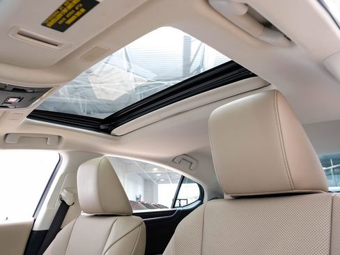 Used 2019 Lexus ES 350 w/ Premium Package image 5