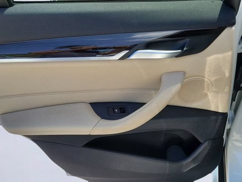 Used 2018 BMW X1 xDrive28i AWD/4WD image 10
