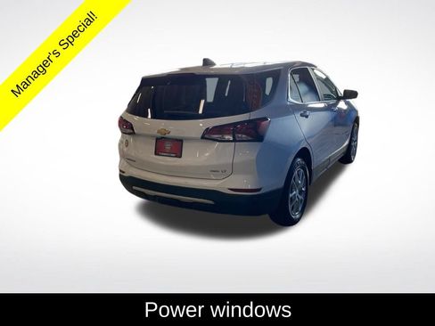 Used 2024 Chevrolet Equinox LT AWD/4WD image 16