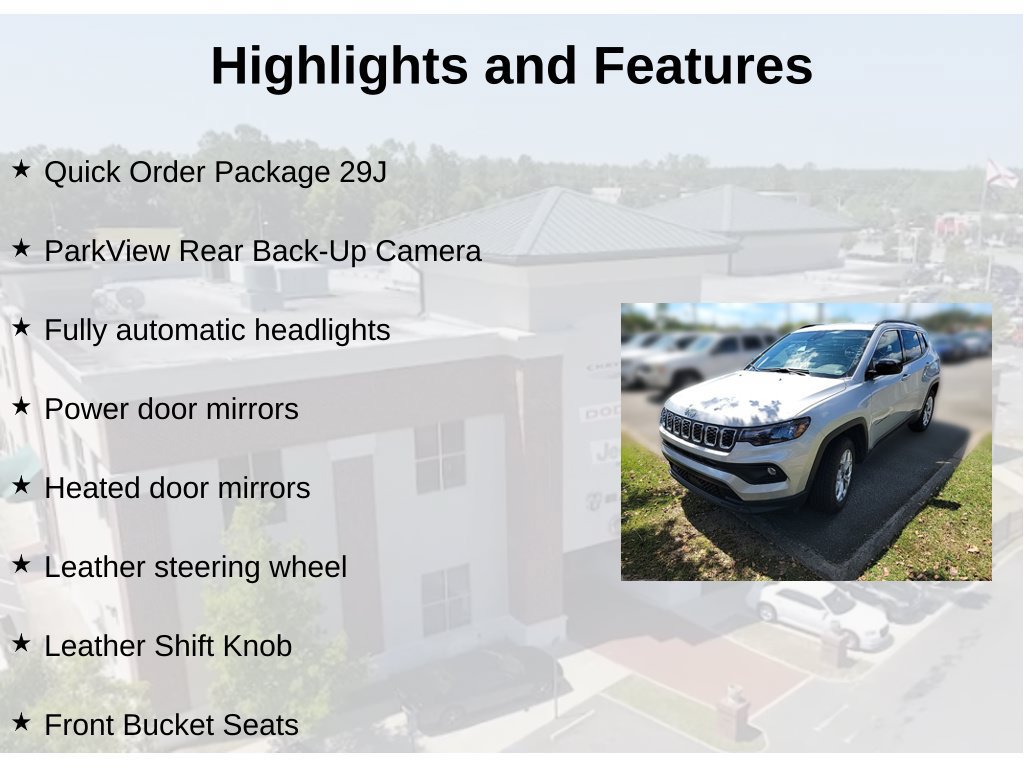 Used 2025 Jeep Compass Latitude AWD/4WD image 2