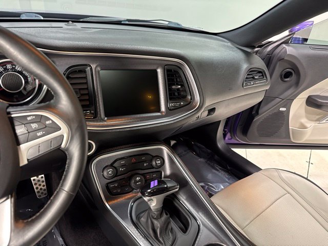 Used 2016 Dodge Challenger R/T Plus RWD image 21