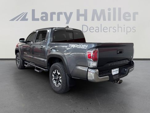 Certified 2023 Toyota Tacoma TRD Off-Road AWD/4WD image 3