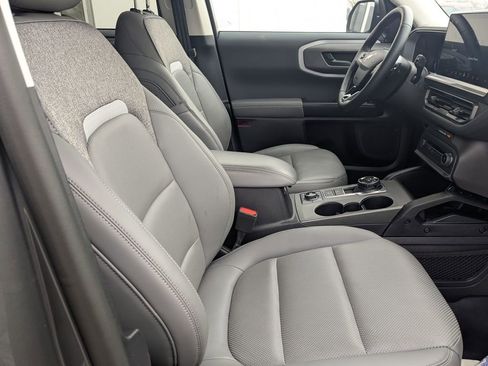 Used 2025 Ford Bronco Sport Badlands image 23