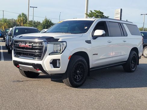 Used 2024 GMC Yukon XL AT4 w/ AT4 Premium Plus Package AWD/4WD image 2