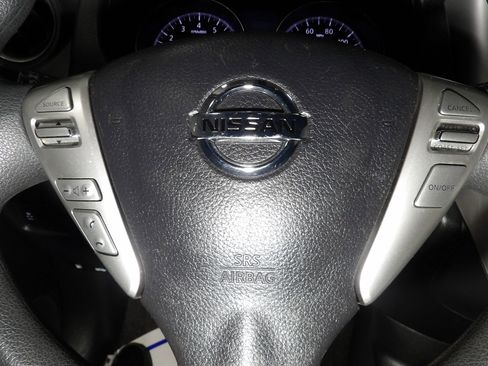 Used 2018 Nissan Versa SV FWD image 12