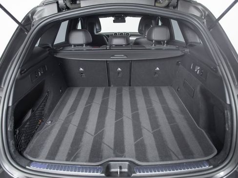 Used 2024 Mercedes-Benz GLC 43 AMG 4MATIC image 45
