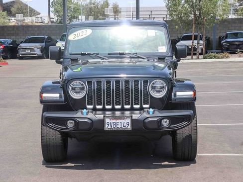 Used 2022 Jeep Wrangler Unlimited Sahara w/ Cold Weather Group AWD/4WD image 2