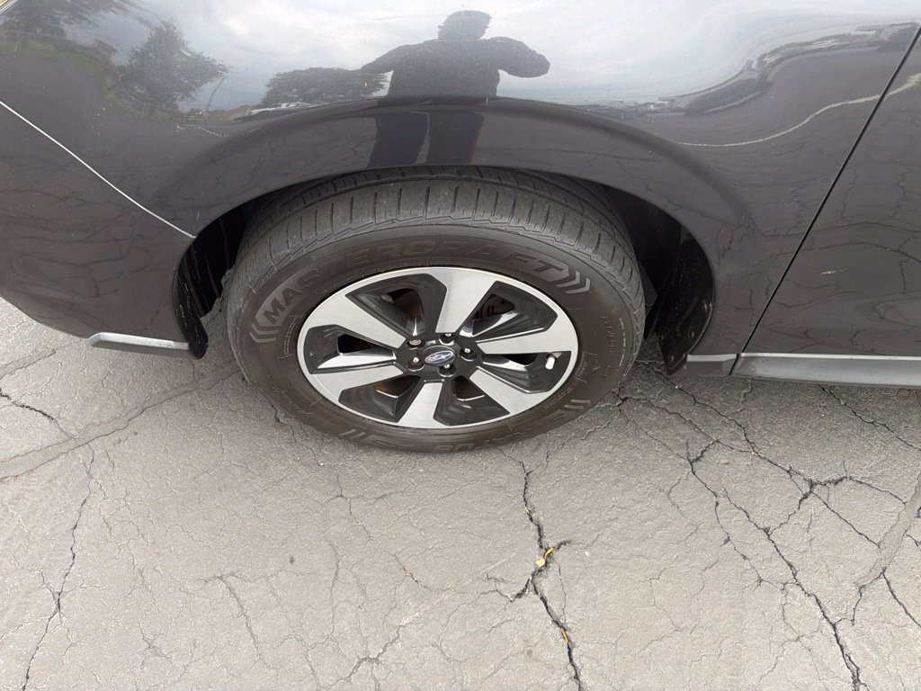 Used 2018 Subaru Forester 2.5i Premium AWD/4WD image 9