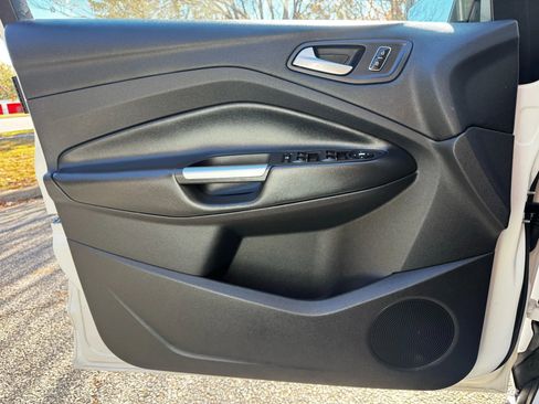 Used 2013 Ford C-MAX SEL image 8